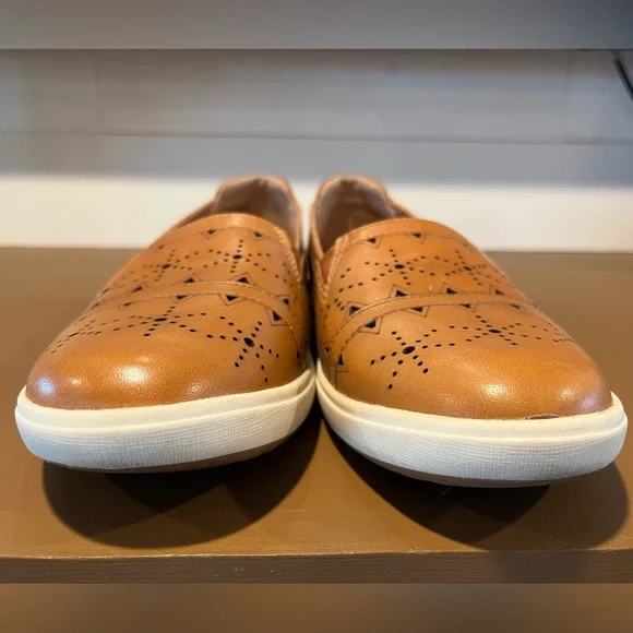 Cobb Hill Bailee Slip Loafers Russet Size 7.5 EEUC - Picture 3 of 8